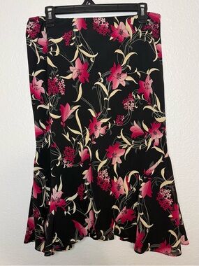 Axcess Liz Claiborne Floral Chiffon Flare Skirt Black Pink Cream Knee Length 10
